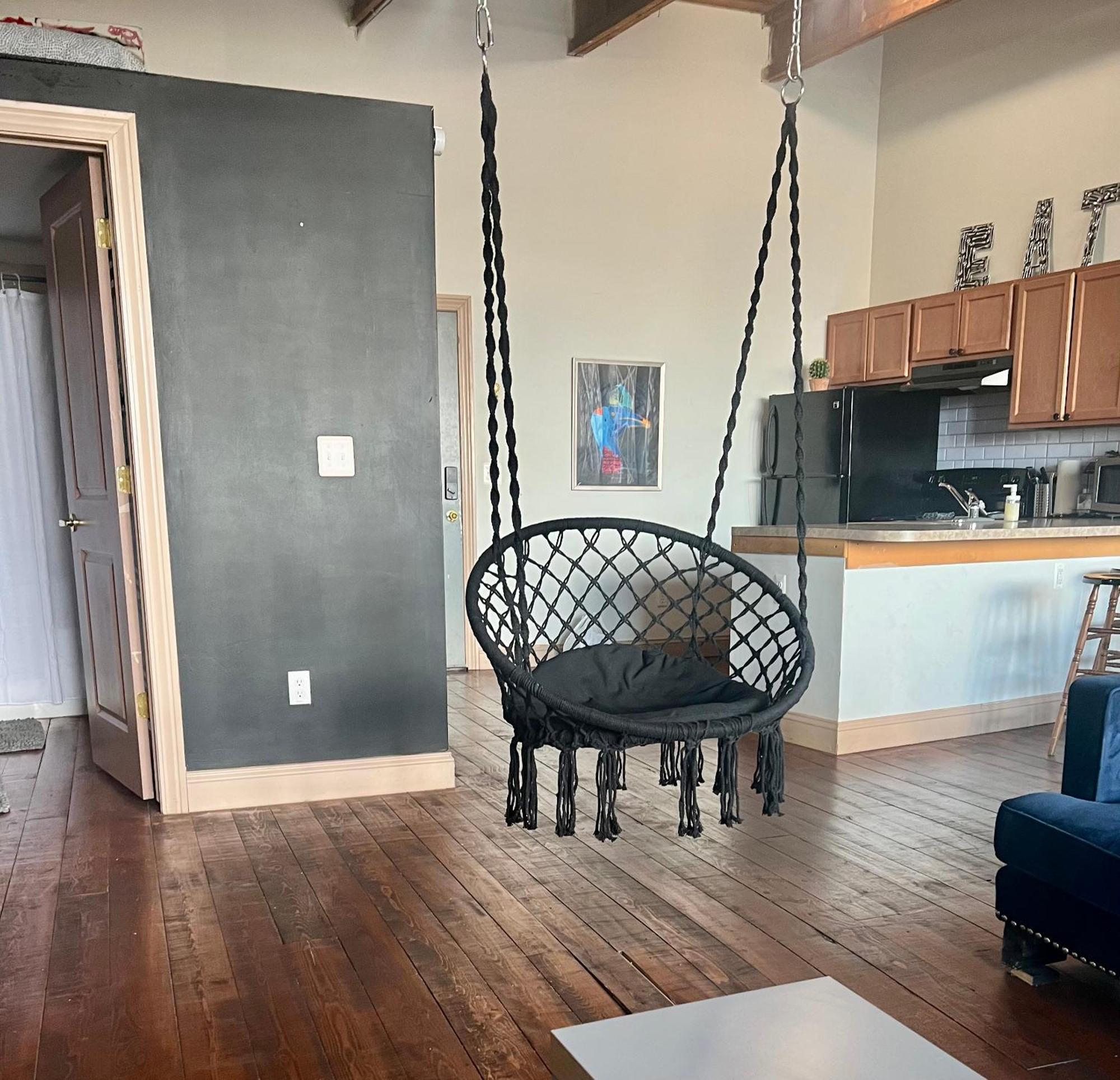 420 Friendly Skyline View Downtown Loft Free Parking